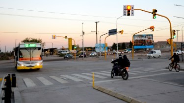 El Deliberante impulsó la instalación de cámaras de seguridad en el recorrido del Metrobús. (Archivo Mauro Pérez).-