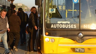Colectiveros denuncian que no pueden cumplir con los tiempos del Metrobus