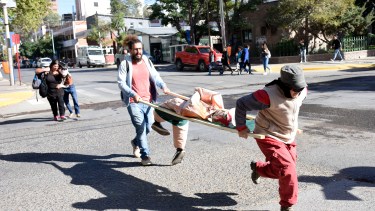 Mirá la original protesta para que las ambulancias lleguen a Balsa Las Perlas