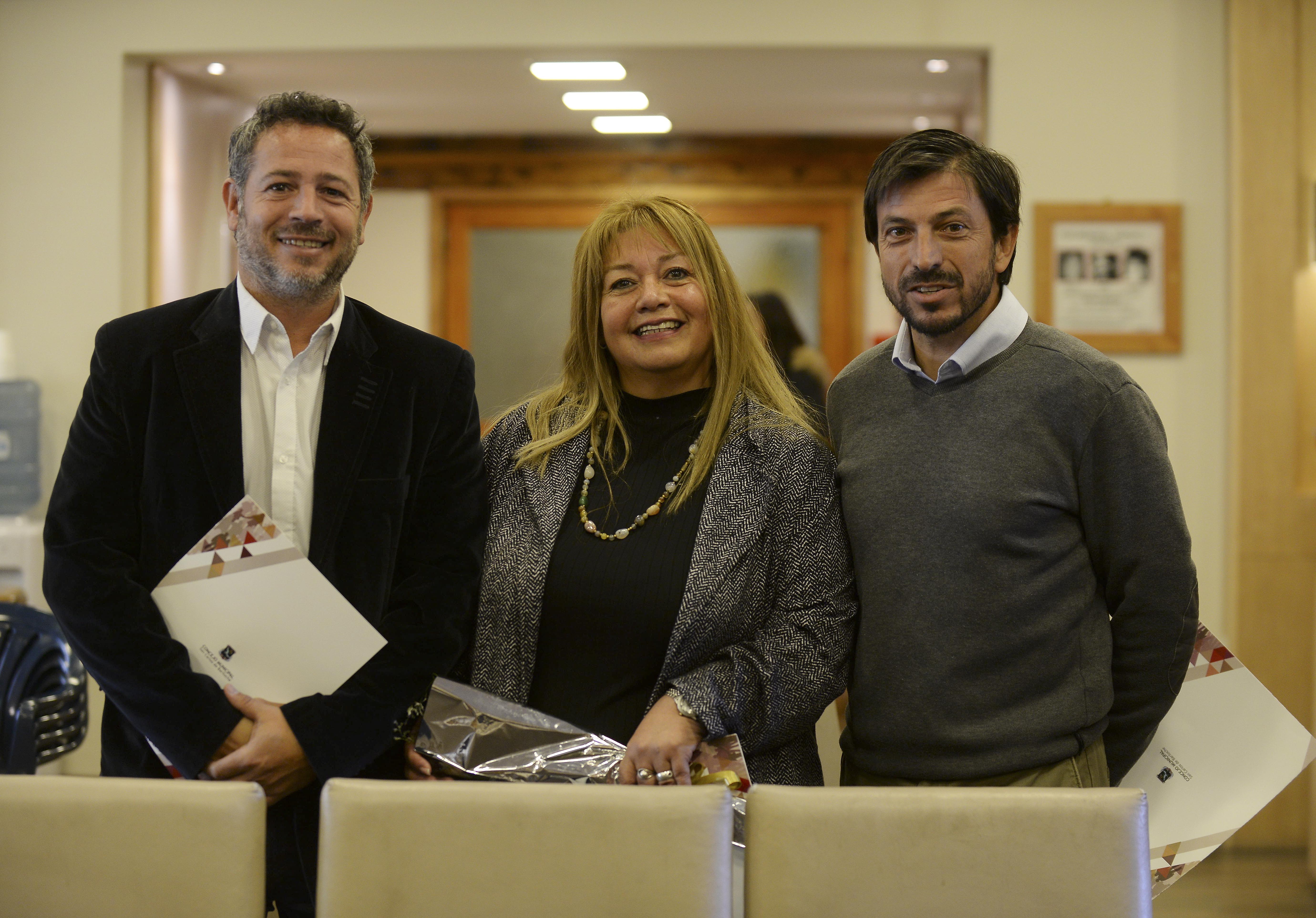 Junta Electoral (izq a der) Diego Tyslak, Maria Ortega, Ernesto Vicens. (Foto: Alfredo Leiva)