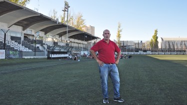 Perilli en La Visera de Cemento, un lugar que conoce como pocos. (Foto: Juan Thomes)