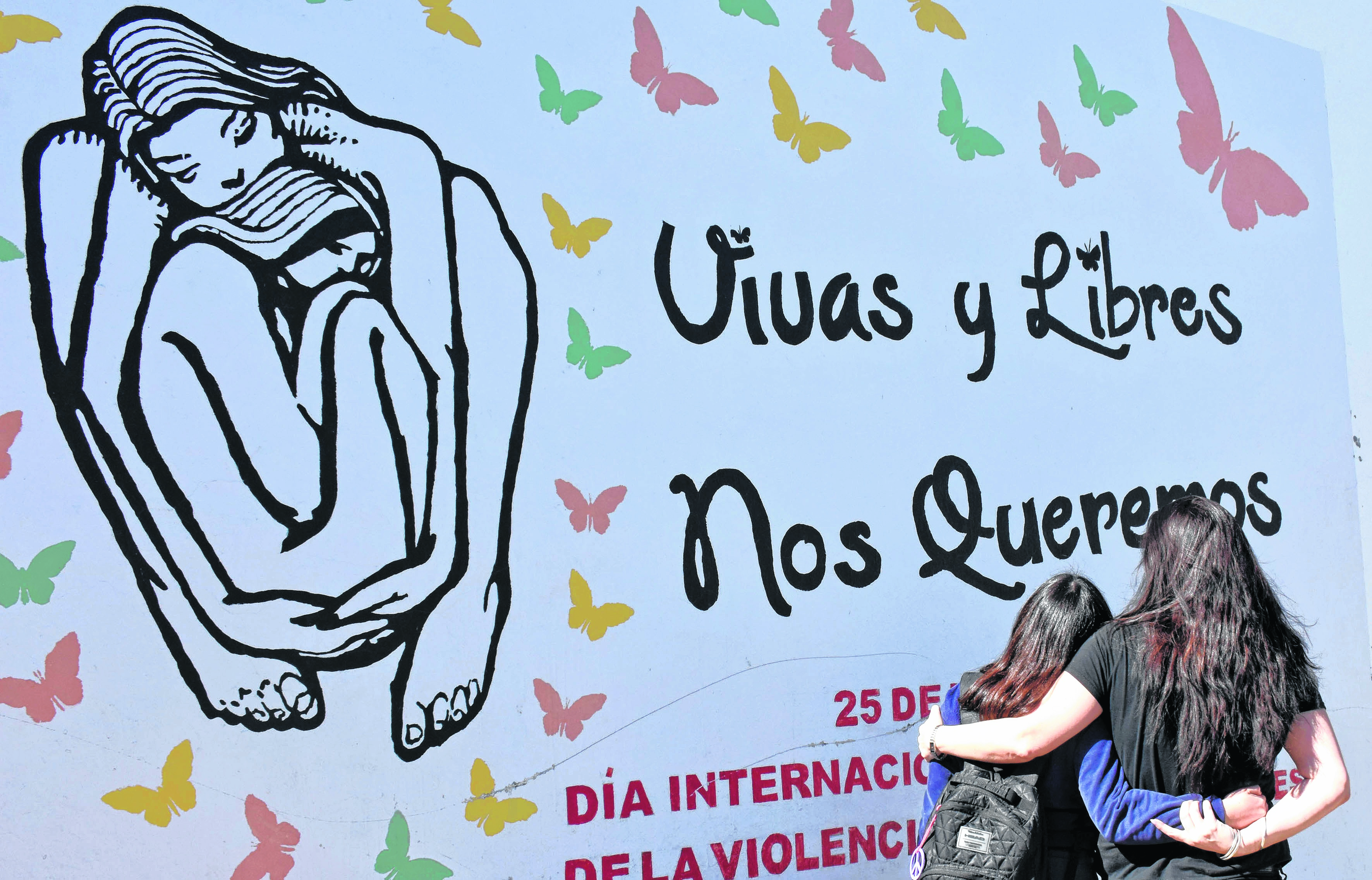 En la esquina de Gatica y Beltrán hay un mural por la no violencia. Foto ilustrativa