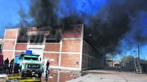 Imagen de Allen: el incendio en el galpón de la ex Soldimar podría dejar sin trabajo a 85 empleados