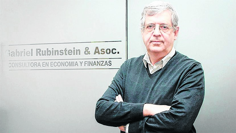 El economista Gabriel Rubinstein fue anunciado como el elegido para acompañar a Massa, pero su designación se enfrió. 