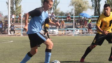 La Amistad y Catriel adelantan sus partidos por el Regional Amateur.