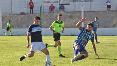 Nqn - Maronese vs La Amistad torneo regional amateur - Juan Thomes