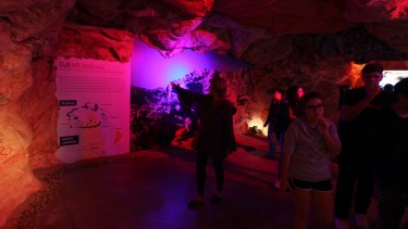 La cueva se puede recorrer en Misión Ciencia, en el espacio Duam.