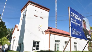 La Comisaría de Plottier interviene en la investigación. Foto Juan Thomes