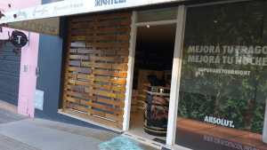 Robaron una vinería céntrica de Neuquén