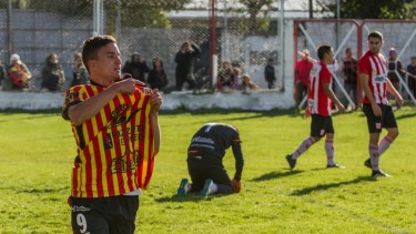Cruz del Sur venció por 5 a 0 a Estudiantes y se quedó con el clásico. (Gentileza prensa Cruz del Sur)