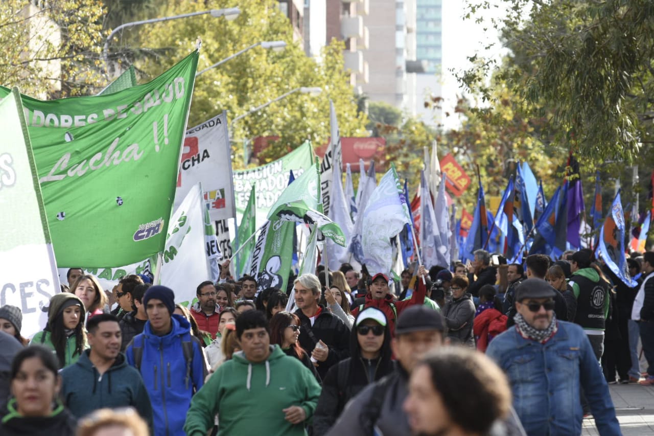 Los sindicatos registraron una fuerte convocatoria en Neuquén.