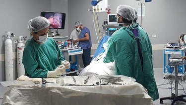 La posibilidad de operar a adolescentes con obesidad se debatió en Bariloche