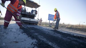 Reactivan el asfaltado de la Ruta 22 en Neuquén