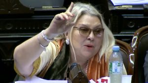 Carrió formalizó su renuncia a la banca en Diputados desde marzo de 2020