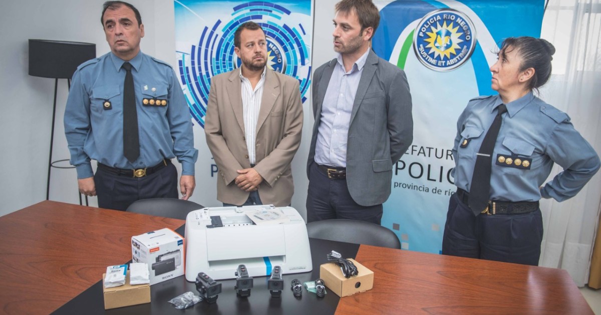 Nuevos Equipos Para Dependencias Policiales Diario R o Negro nuevos-equipos-para-dependencias-policiales-diario-r-o-negro