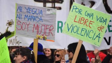 El Senado sancionó la ley que establece penas contra el acoso callejero