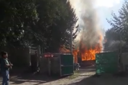 Bariloche: un incendio destruyó una vivienda y una mujer sufrió lesiones