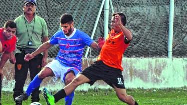 Patagonia festejó en el estreno de su cancha ante Petrolero.