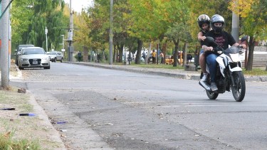 Tras la muerte de dos jóvenes, Quiroga prohíbe las motos en el Río Grande
