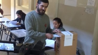 Jorge Paulic es barilochense, tiene 36 años y es empleado de comercio.