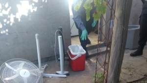 Robaron una casa en El Cóndor y fueron detenidos