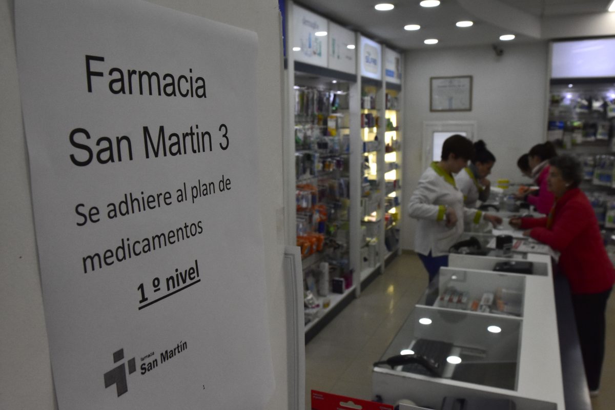 La medicación gratuita, en su droga genérica, significa un ahorro de más de 8000 pesos mensuales para los afiliados a PAMI. Foto: archivo.-