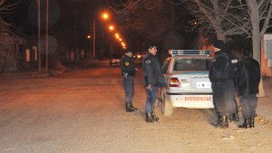Feroz pelea con la policía en el barrio Lavalle de Viedma