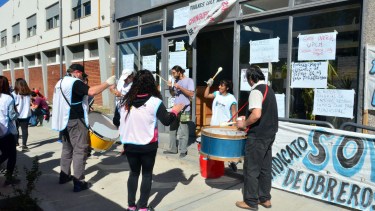 La pasada semana los municipales estuvieron dos días de paro. Foto: Marcelo Ochoa