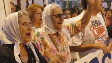 La Asociación Madres de Plaza de Mayo filial Neuquén y Alto Valle marcharán esta tarde (Archivo Gentileza).-