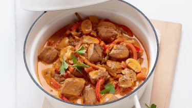 Al frío lo combatimos con una buena carne al Strogonoff