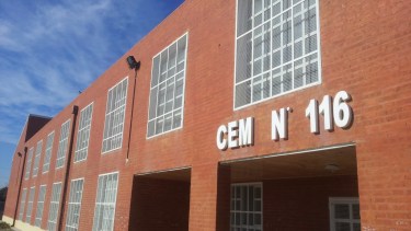 El CEM 116 de Roca lleva 7 días hábiles sin clases