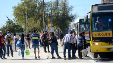 La calle Sarmiento será repavimentada por los carriles preferenciales para los colectivos. 
Foto:  Archivo Mauro Pérez