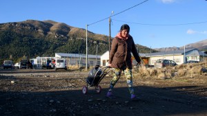 En Bariloche la garrafa del Plan Calor llega sólo a los que se anotaron
