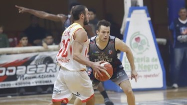 Básquet: Depo Viedma y Atenas están 2-0 arriba en sus series