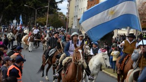 Escenas del desfile por el aniversario de Bariloche