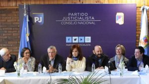 CFK volvió a la reunión del PJ y se puso a disposición para armar una coalición