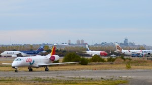Una aerolínea asegura que volverá a conectar Rosario con Neuquén en diciembre