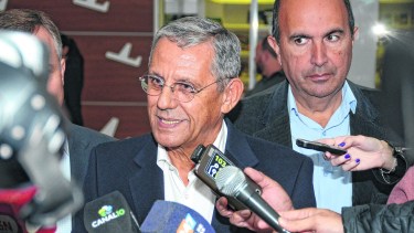 Apoyos entre dientes. El intendente Horacio Quiroga dejará su herencia al titular del PRO y actual secretario de Coordinación. Foto: Archivo Mauro Pérez