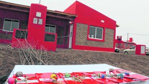 Río Negro finaliza viviendas pero no arranca su plan Camino a Casa