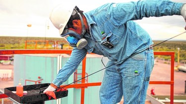 La firma concentra sus actividades en la producción convencional en campos maduros de la cuenca. 