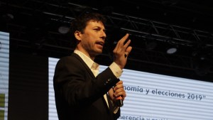 Domecq: «Reducir la inflación a valores en torno al 38%, es condición para la recuperación»