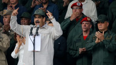 Maduro dijo que las fuerzas armadas están listas para luchar contra un «puñado de traidores»