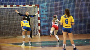 El certamen comenzó el martes y concluye el domingo con las finales en el gimnasio 3. Foto: gentileza