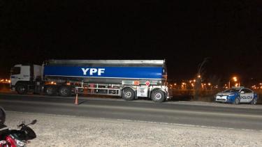 El camionero fue retenido por circular con manos libres en sus oídos. (Foto: Gentileza.-)