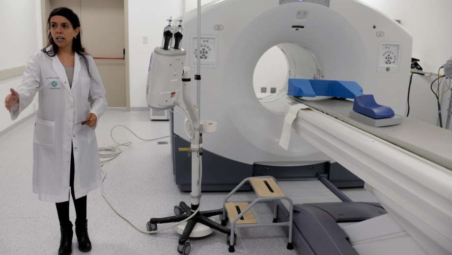Romina Ventimiglia dirige un equipo de trabajo que trata todas las semanas pacientes con cáncer. (Foto: Alfredo Leiva)