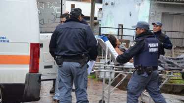 El hombre resultó herido y debió ser trasladado en ambulancia.  Foto: realidadsm.com.ar