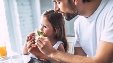 Hábitos alimentarios: las claves para cada etapa de la vida