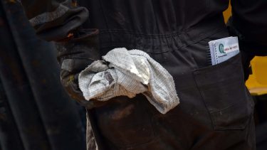 Petroleros suman a las operadoras al debate por el bono de productividad