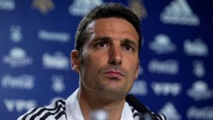 Scaloni no quiere anunciar el equipo del domingo «para no darle ventaja a Qatar»