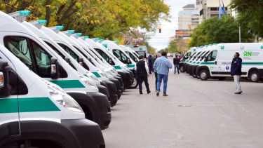 La entrega se realizó frente a la Casa de Gobierno. Foto: Marcelo Ochoa.